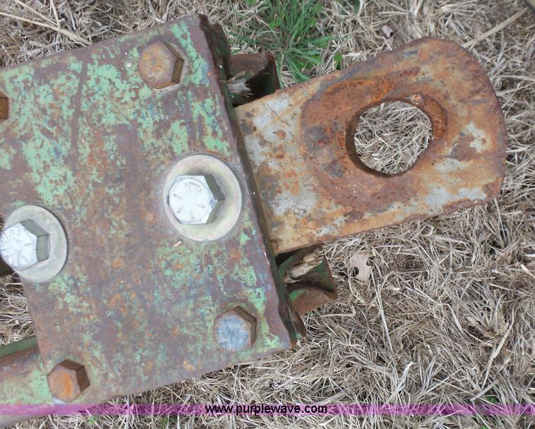 image for item BL9542 John Deere T2030 off-set disk