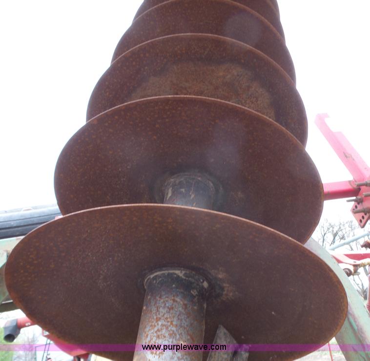 image for item BL9542 John Deere T2030 off-set disk