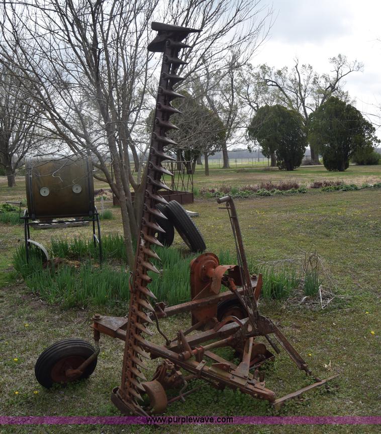 image for item BW9448 Massey-Harris sickle mower