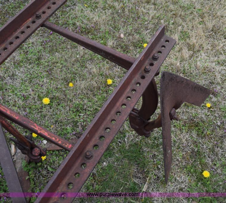 Pittsburgh cultivator in Inman, KS Item BW9452 sold Purple Wave