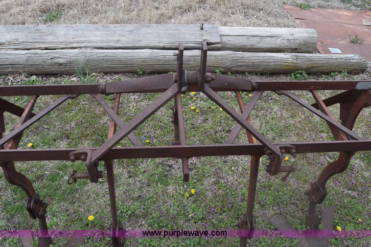 image for item BW9452 Pittsburgh cultivator