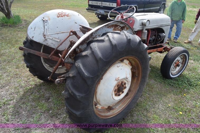 image for item BW9458 Ford 8N tractor