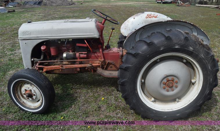 image for item BW9458 Ford 8N tractor
