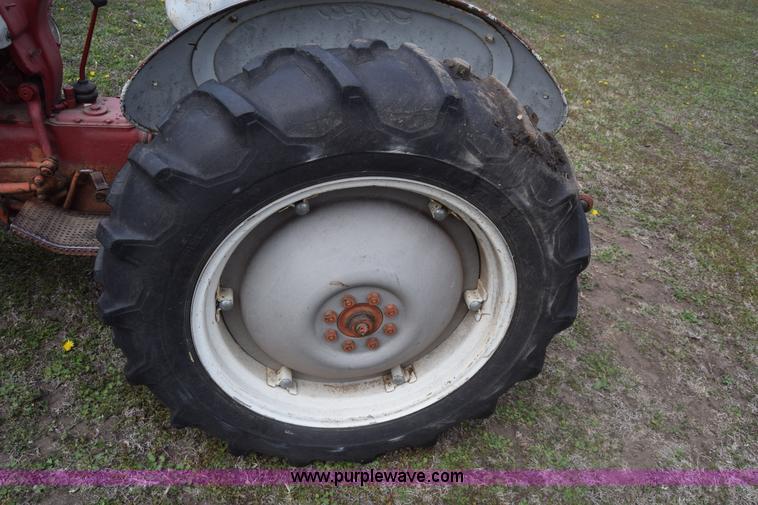 image for item BW9458 Ford 8N tractor