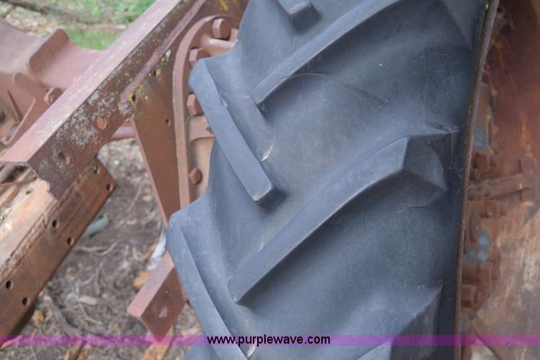 image for item BW9463 Farmall F30 tractor