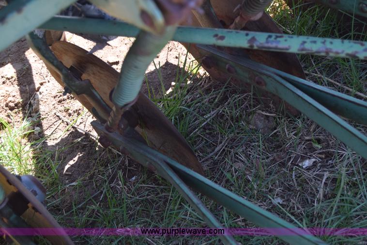 image for item BX9912 John Deere grain drill