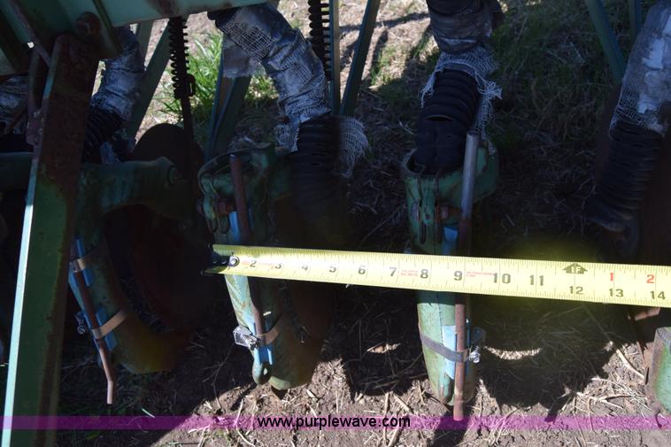 image for item BX9912 John Deere grain drill