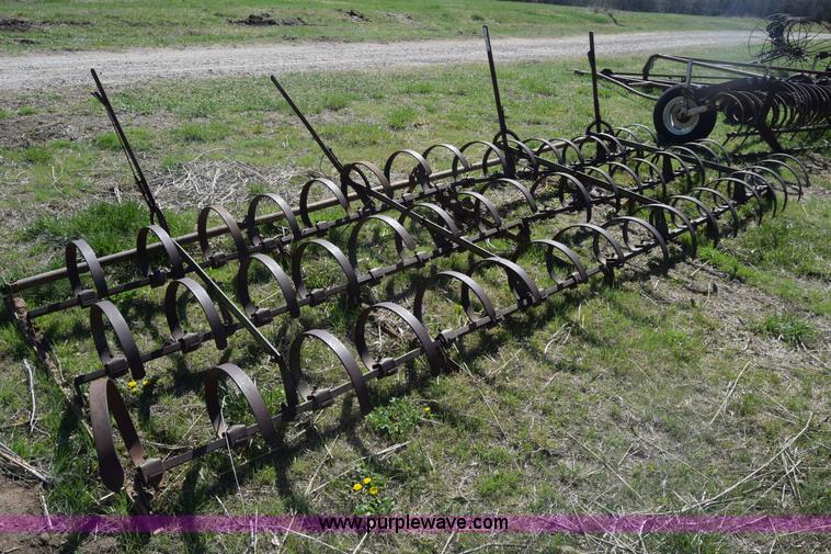 image for item BX9917 Spring tooth harrow