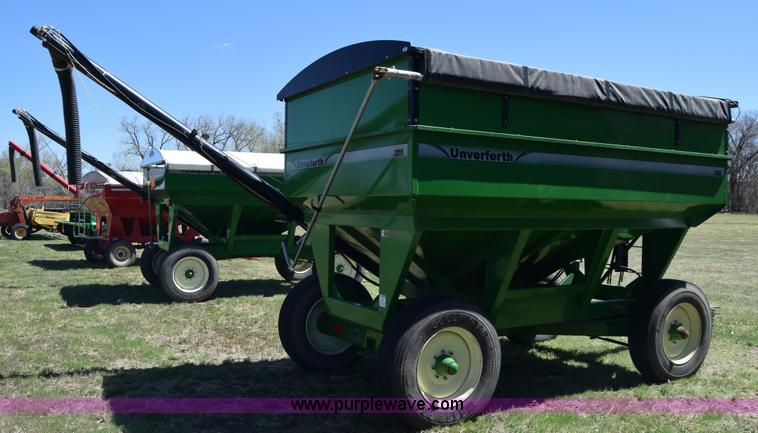 image for item BX9959 2012 Unverferth 325 gravity wagon