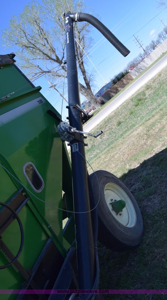 image for item BX9959 2012 Unverferth 325 gravity wagon