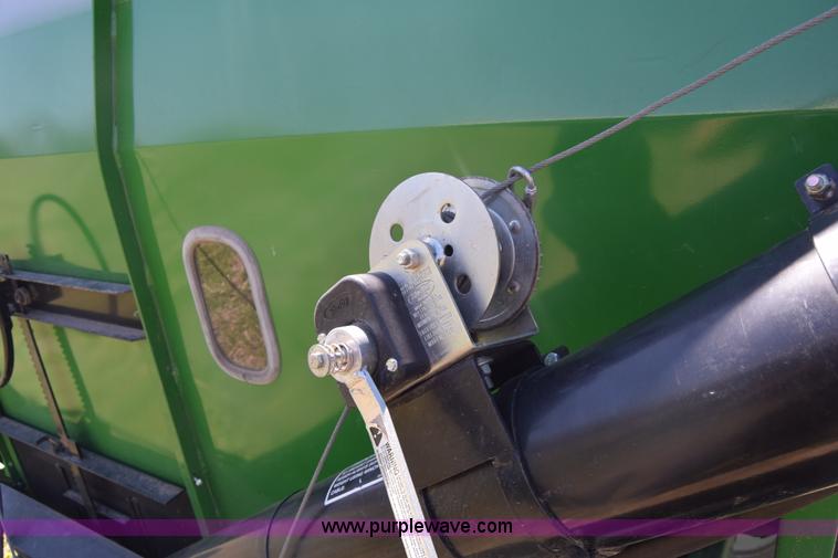 image for item BX9959 2012 Unverferth 325 gravity wagon