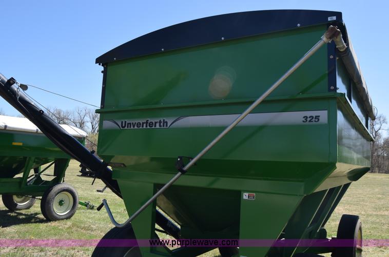 image for item BX9959 2012 Unverferth 325 gravity wagon