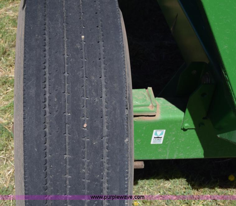 image for item BX9959 2012 Unverferth 325 gravity wagon