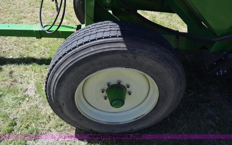 image for item BX9959 2012 Unverferth 325 gravity wagon