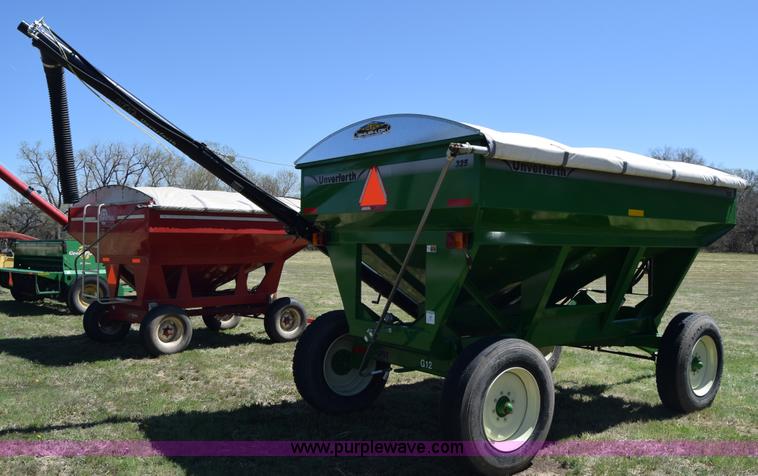 image for item BX9960 2012 Unverferth 325 gravity wagon