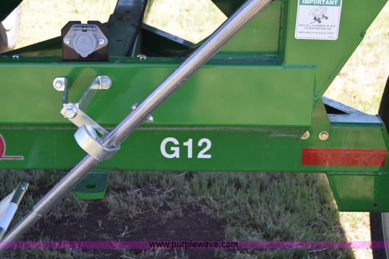 image for item BX9960 2012 Unverferth 325 gravity wagon