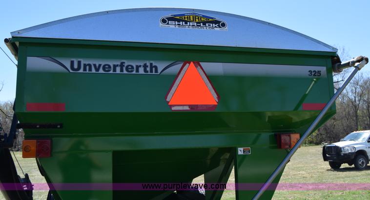 image for item BX9960 2012 Unverferth 325 gravity wagon