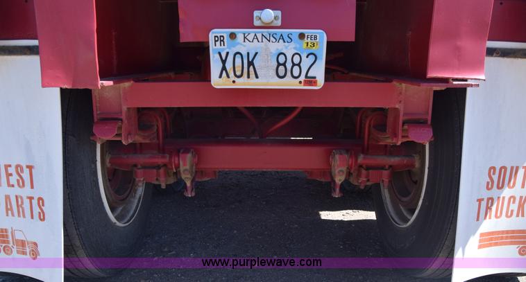 image for item BX9963 1980 Hobb flatbed trailer with poly tanks