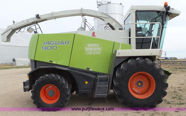 image for item BZ9074 2006 Claas 900 forage harvester