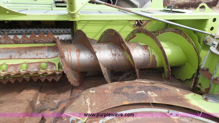 image for item BZ9075 2004 Claas RU600 rotary corn head