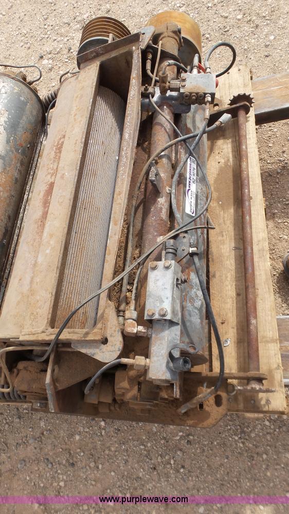 image for item BZ9076 Claas milo/corn kernal processor