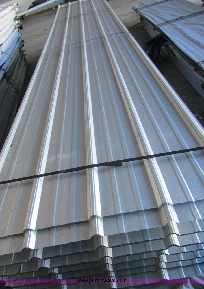 image for item F1244 (80) sheets of metal siding/roofing