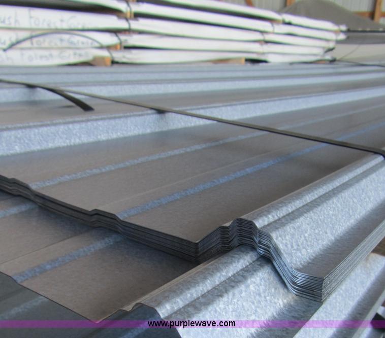 image for item F1245 (80) sheets of metal siding/roofing