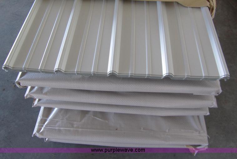 image for item F1250 (30) sheets of metal siding/roofing