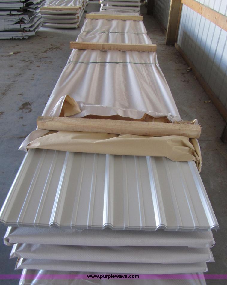 image for item F1251 (30) sheets of metal siding/roofing