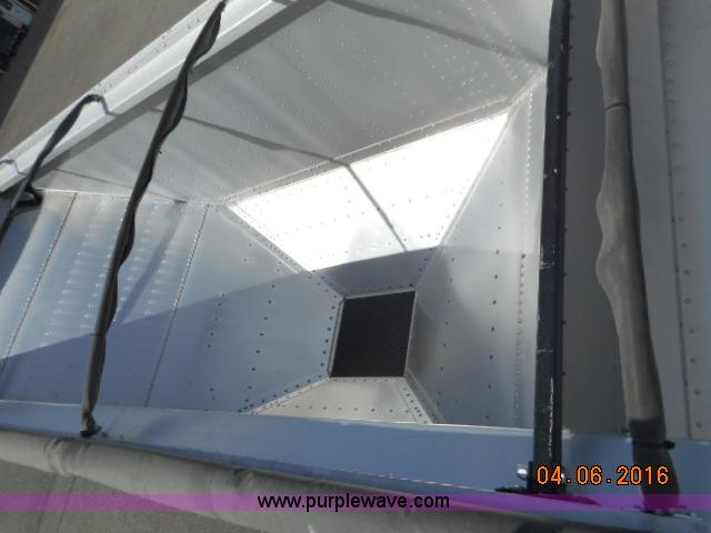 image for item G7344 2012 Aulick 4266GT2 double hopper grain trailer