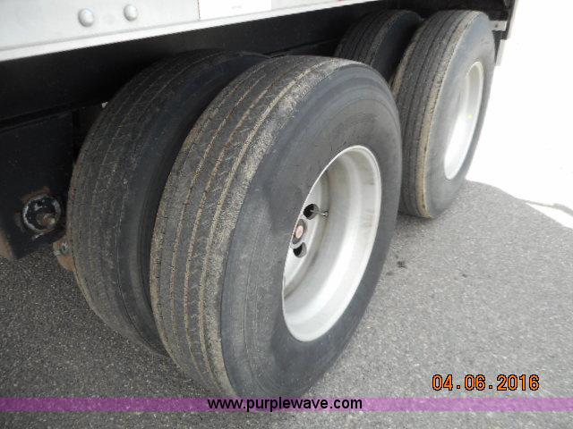 image for item G7344 2012 Aulick 4266GT2 double hopper grain trailer