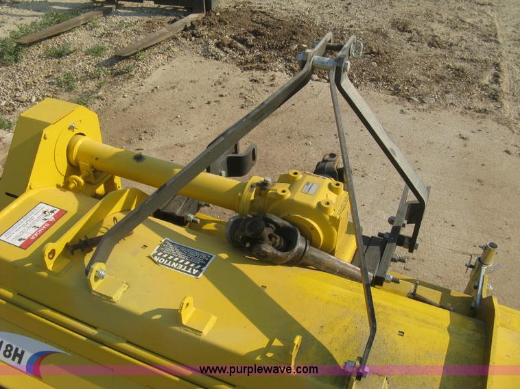 image for item J2828 New Holland 918H flail mower