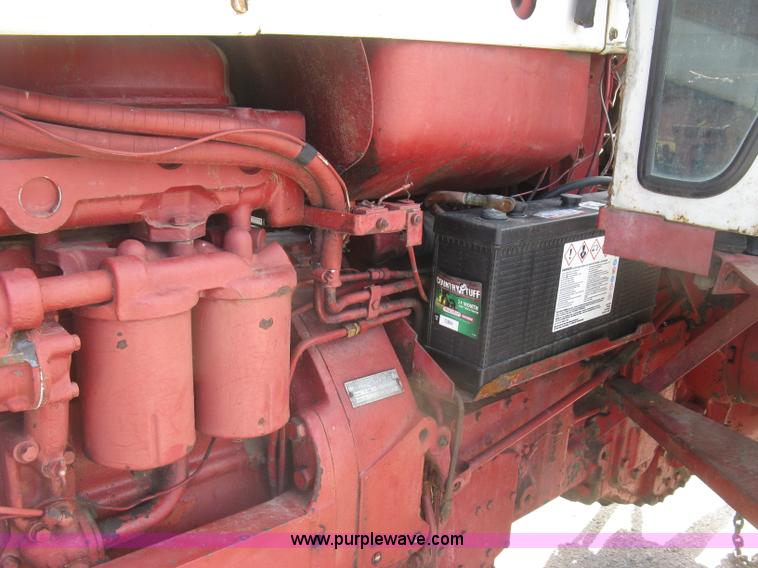 image for item J2835 International Farmall 806 tractor