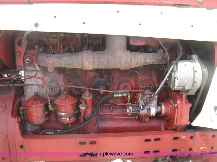 image for item J2835 International Farmall 806 tractor