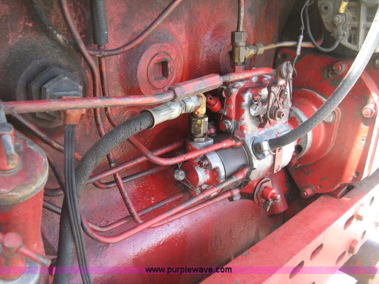 image for item J2835 International Farmall 806 tractor