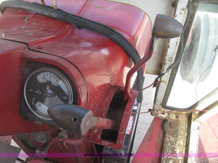 image for item J2835 International Farmall 806 tractor