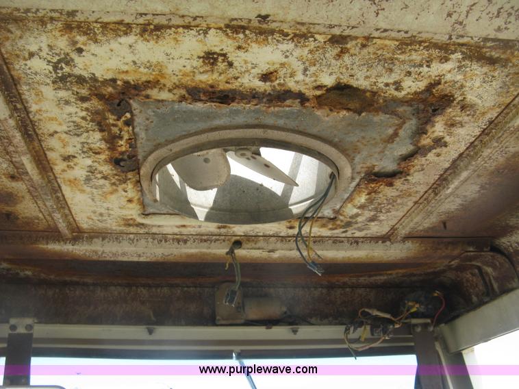 image for item J2835 International Farmall 806 tractor