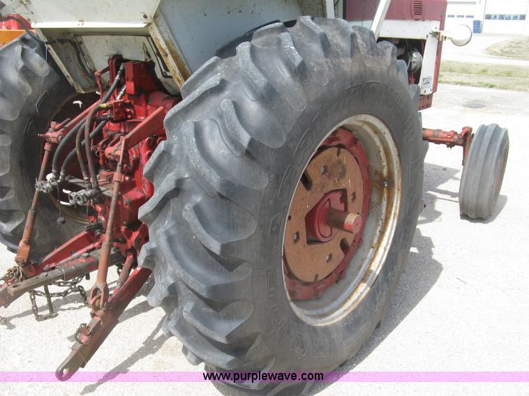 image for item J2835 International Farmall 806 tractor