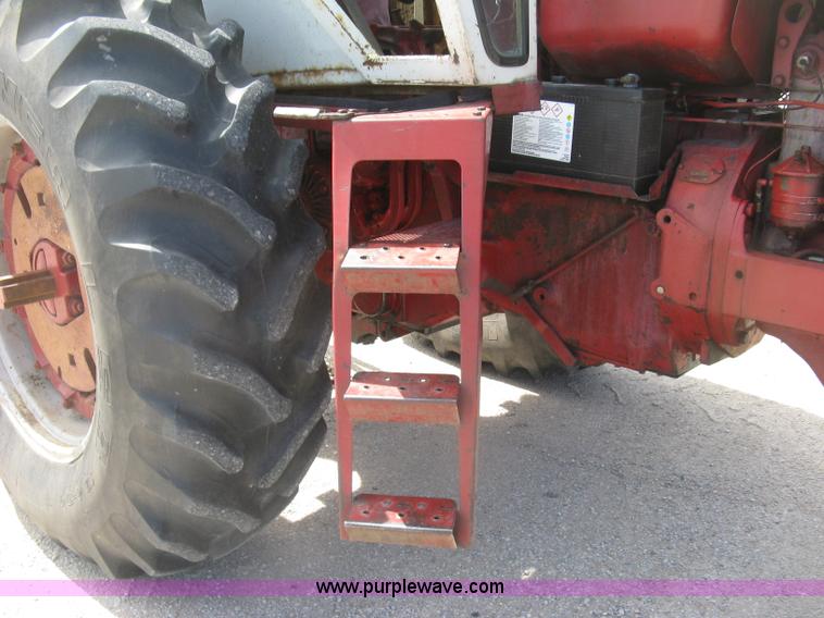 image for item J2835 International Farmall 806 tractor