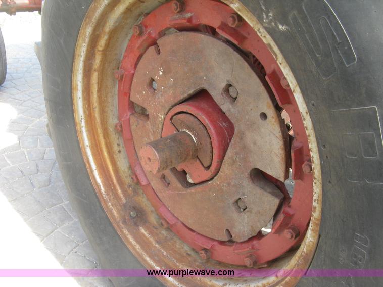 image for item J2835 International Farmall 806 tractor