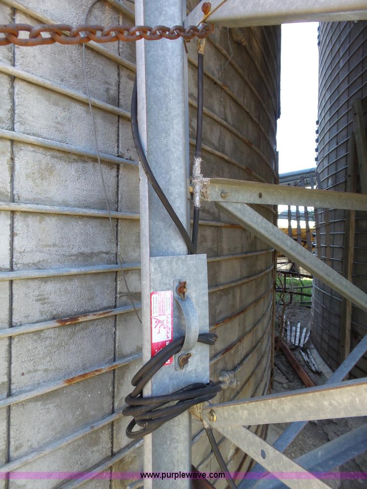 image for item J4165 Brooke feed cone hopper bin