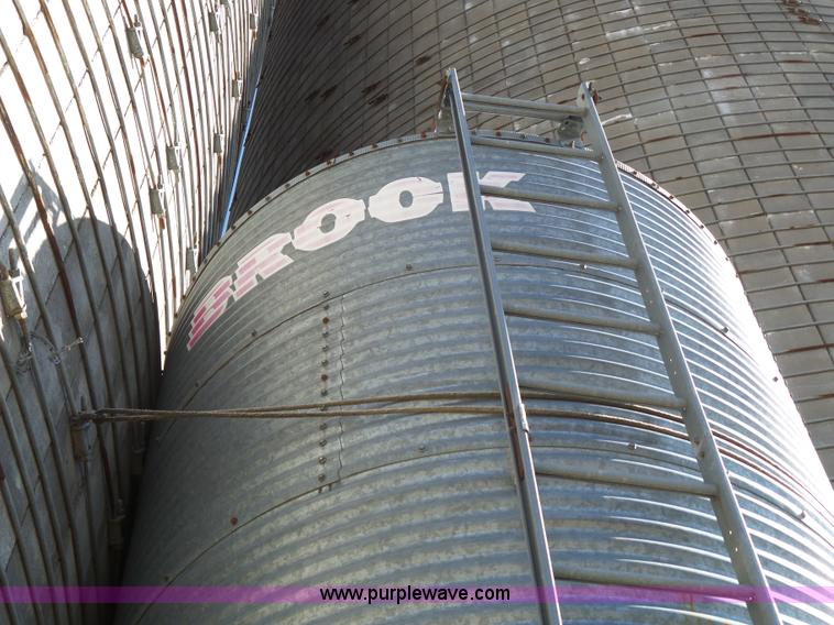 image for item J4165 Brooke feed cone hopper bin