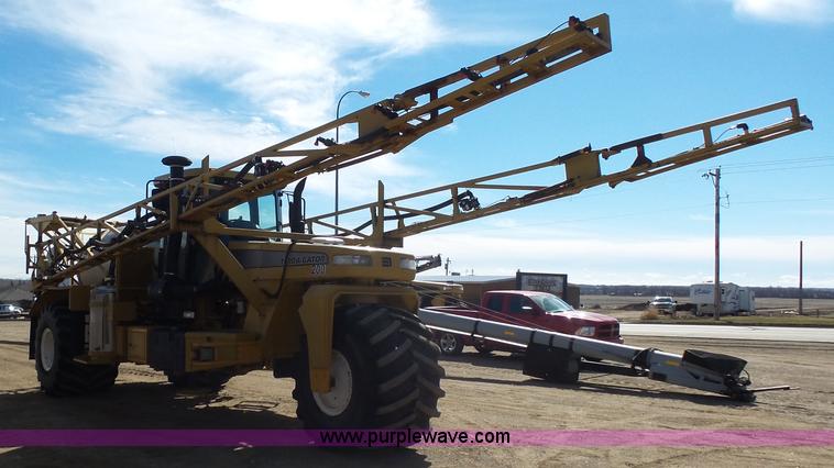 image for item J5499 2000 Ag-Chem TerraGator 8103 self-propelled applicator