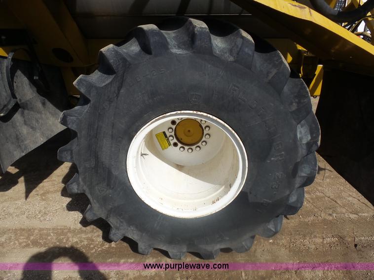 image for item J5499 2000 Ag-Chem TerraGator 8103 self-propelled applicator