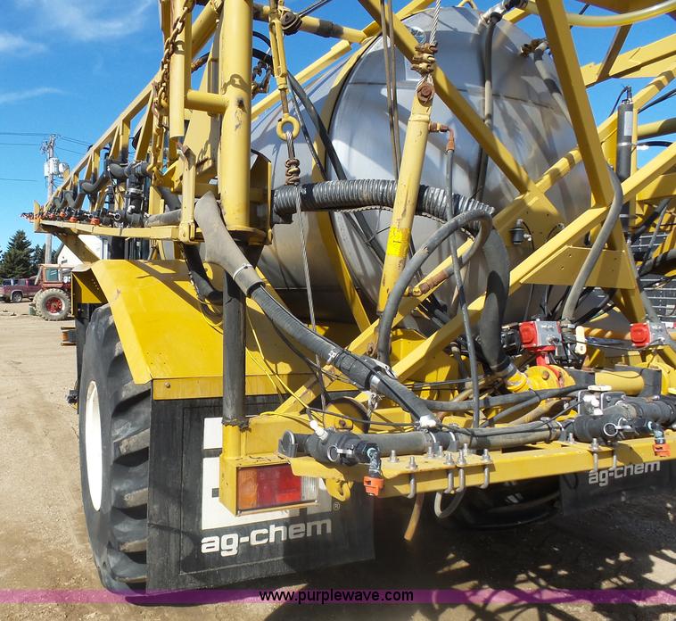 image for item J5499 2000 Ag-Chem TerraGator 8103 self-propelled applicator