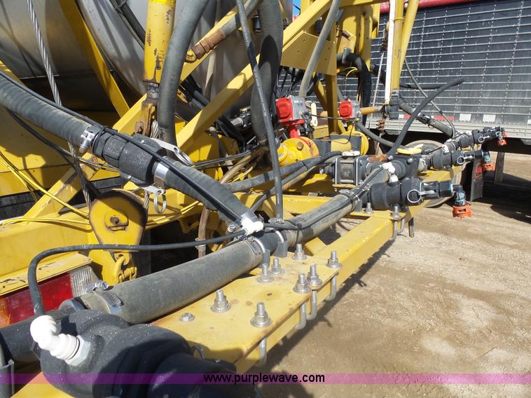 image for item J5499 2000 Ag-Chem TerraGator 8103 self-propelled applicator