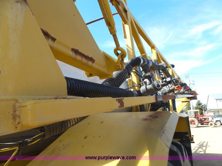 image for item J5499 2000 Ag-Chem TerraGator 8103 self-propelled applicator