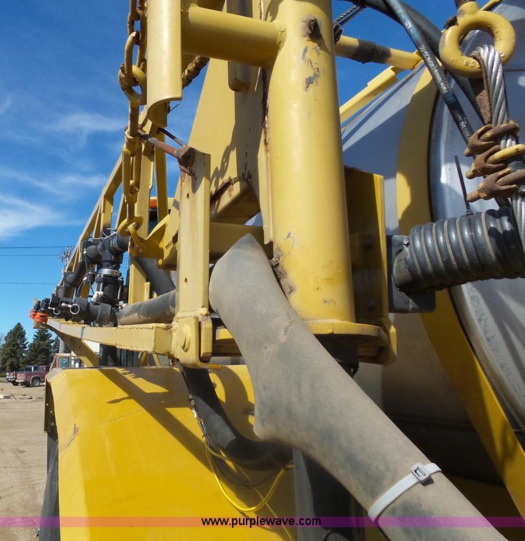 image for item J5499 2000 Ag-Chem TerraGator 8103 self-propelled applicator