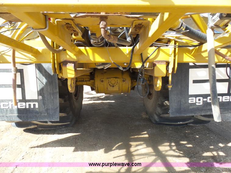 image for item J5499 2000 Ag-Chem TerraGator 8103 self-propelled applicator