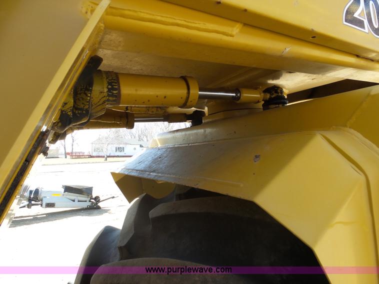 image for item J5499 2000 Ag-Chem TerraGator 8103 self-propelled applicator